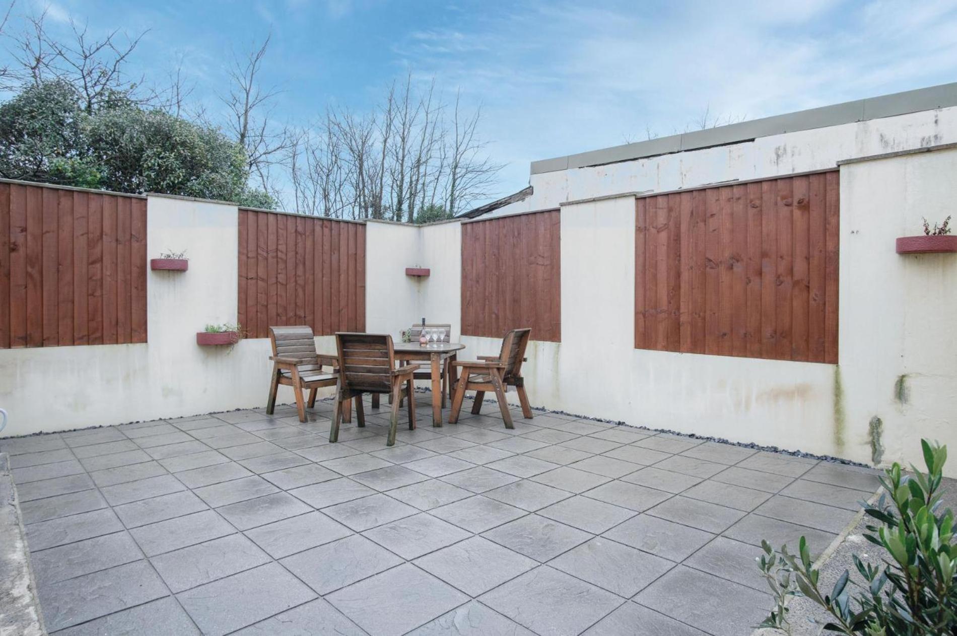 The Brambles - 2 Bedroom Cottage - Llanteg Exterior photo