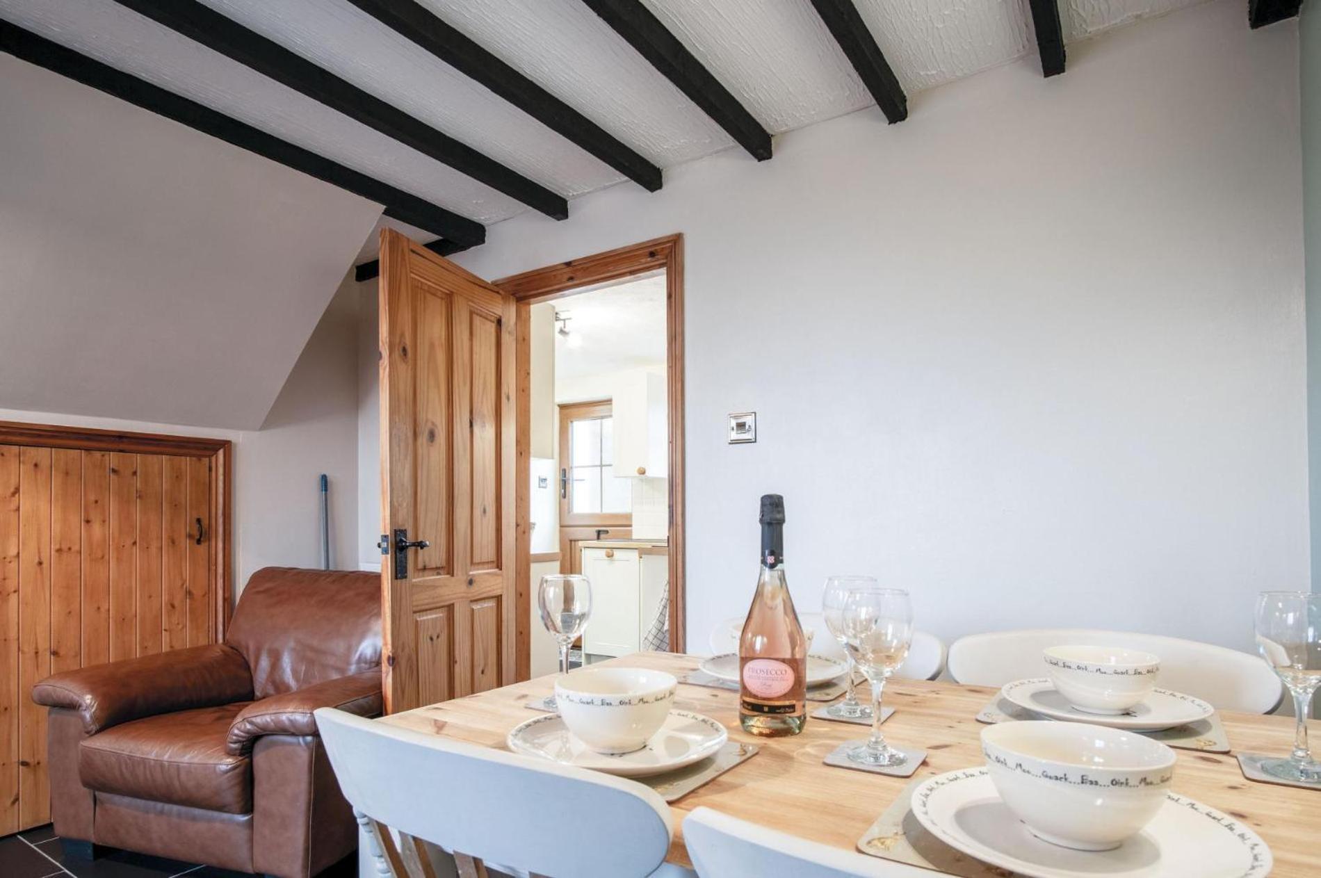 The Brambles - 2 Bedroom Cottage - Llanteg Exterior photo