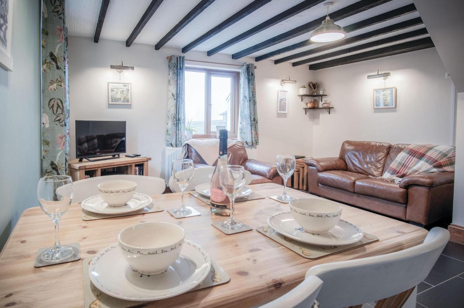 The Brambles - 2 Bedroom Cottage - Llanteg Exterior photo