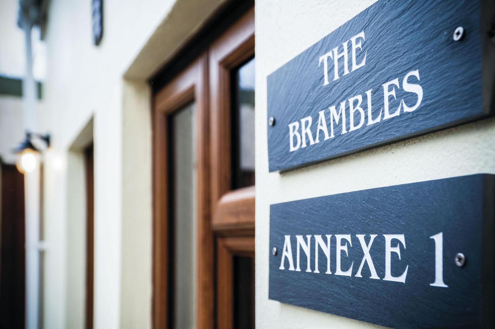 The Brambles - 2 Bedroom Cottage - Llanteg Exterior photo